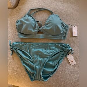Shade and shore Teal Bikini Set